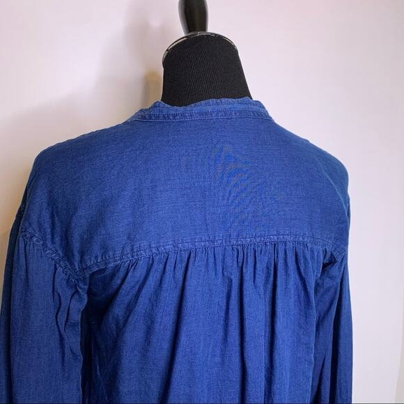 J Crew dark blue chambray popover button top size 2 - Picture 7 of 12
